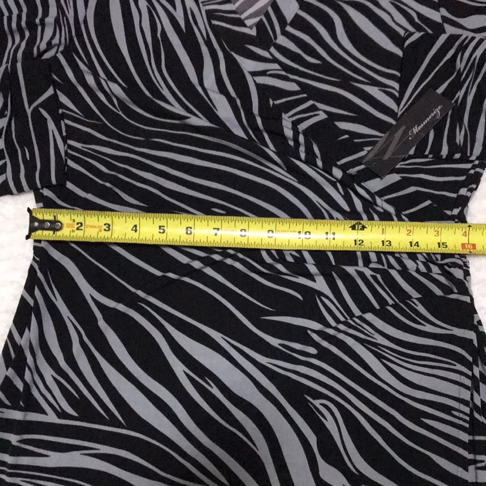 NWT Mesmerize faux wrap dress - Picture 10 of 16